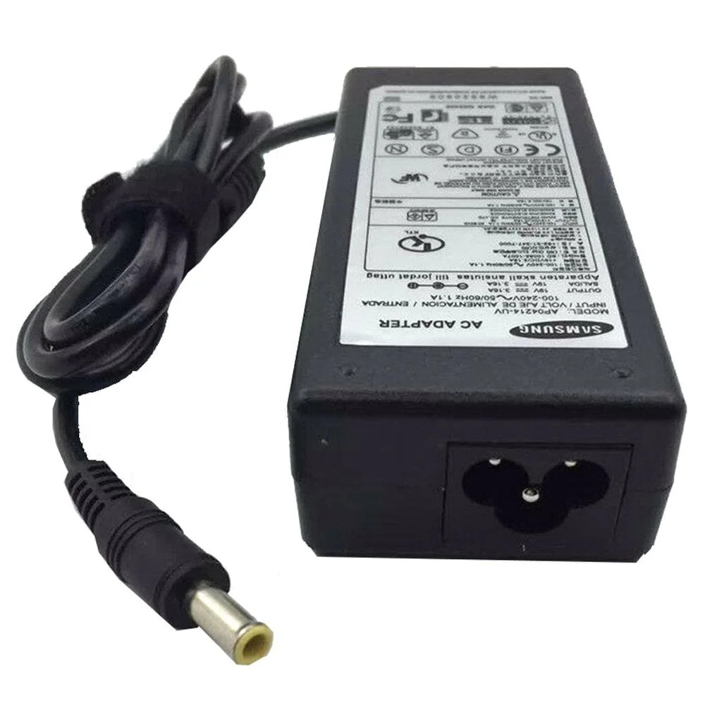 Samsung 65W Laptop Charger – 19.5V 3.42A (5.5mm × 3.0mm) Pin